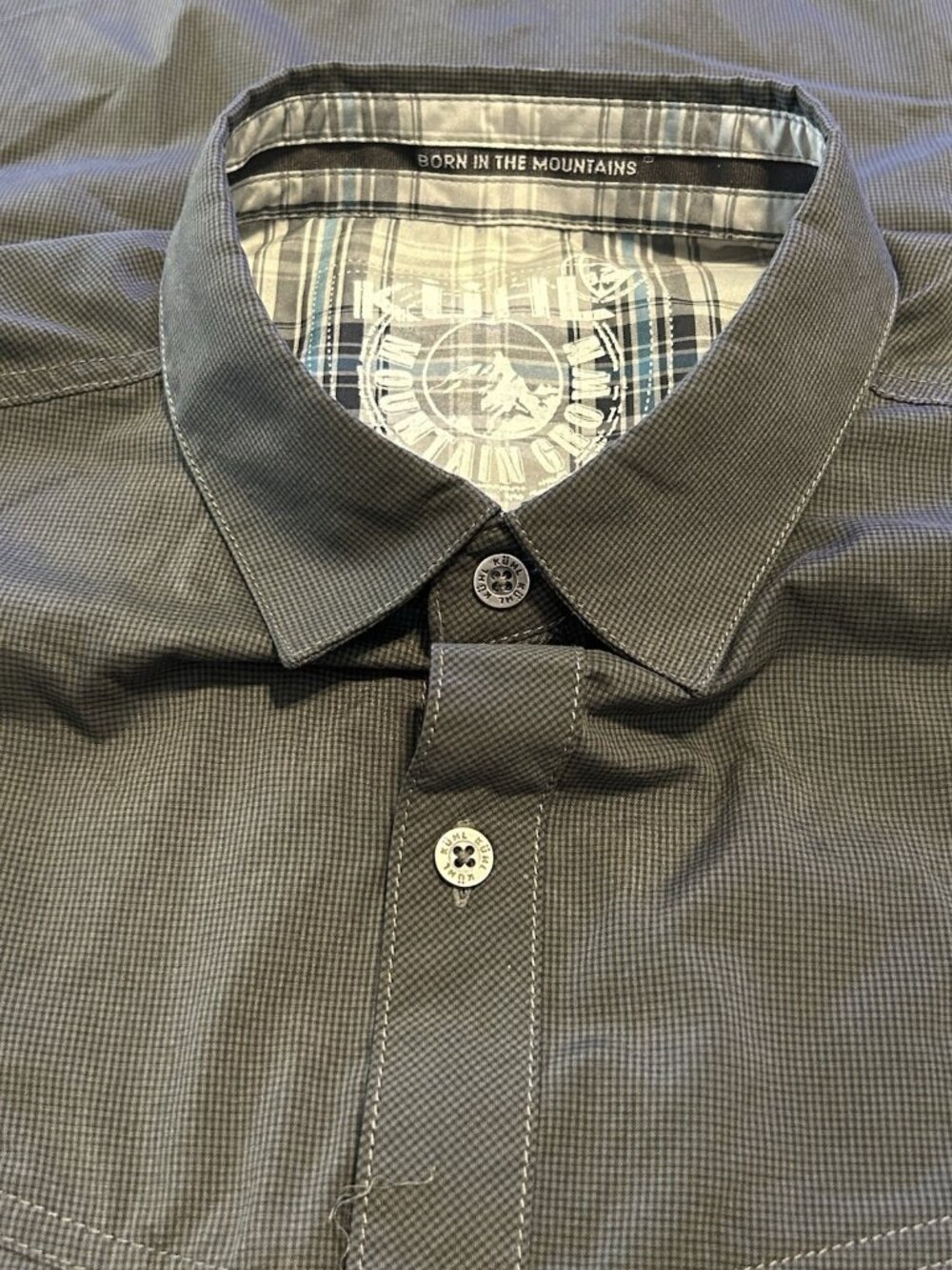 Kuhl Eluxor Shirt Men’s Size Large Stealth Gray Short Sleeved Style 7154